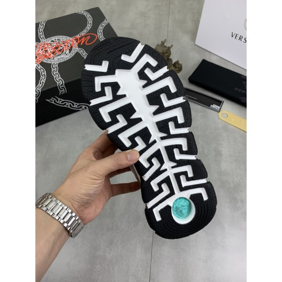 Versace Shoes: Top Quality