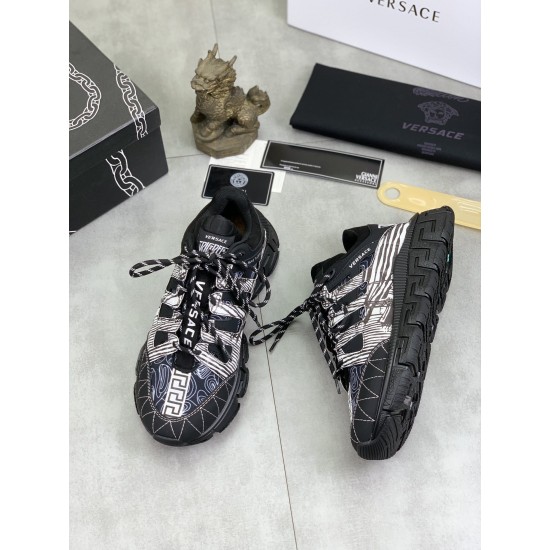 Versace Shoes: Top Quality