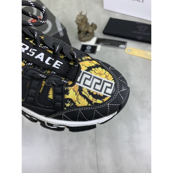 Versace Shoes: Top Quality