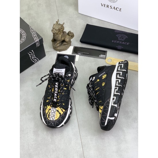 Versace Shoes: Top Quality