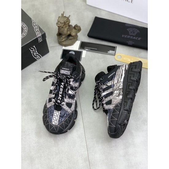 Versace Shoes: Top Quality
