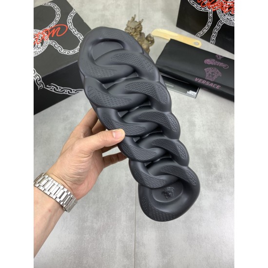 Versace Shoes: Top Quality