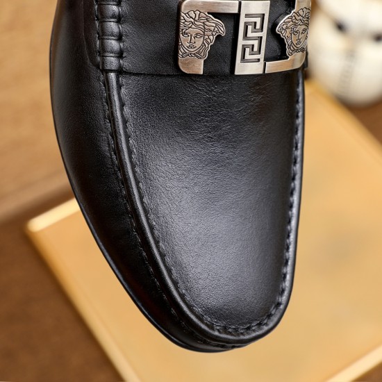 Versace Shoes: Top Quality