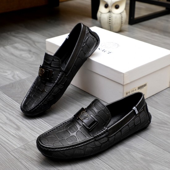Versace Shoes: Top Quality