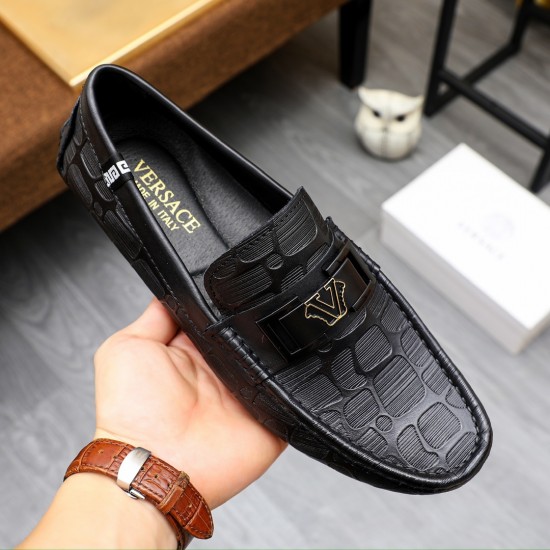 Versace Shoes: Top Quality