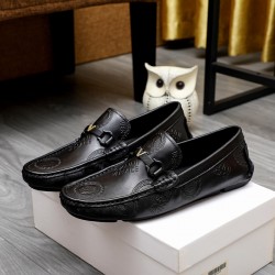 Versace Shoes: Top Quality