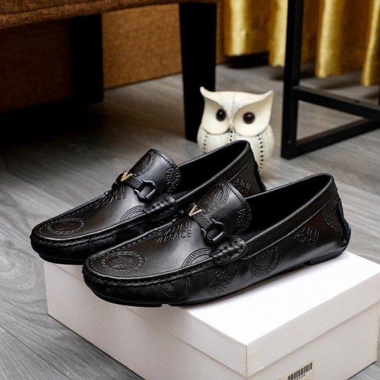 Versace Shoes: Top Quality