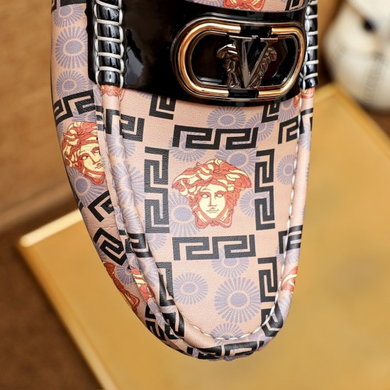 Versace Shoes: Top Quality
