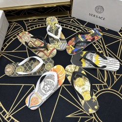 Versace Shoes: Top Quality
