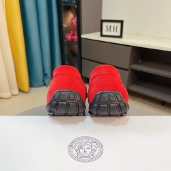 Versace Shoes: Top Quality