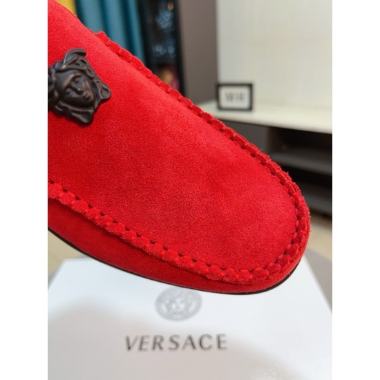Versace Shoes: Top Quality