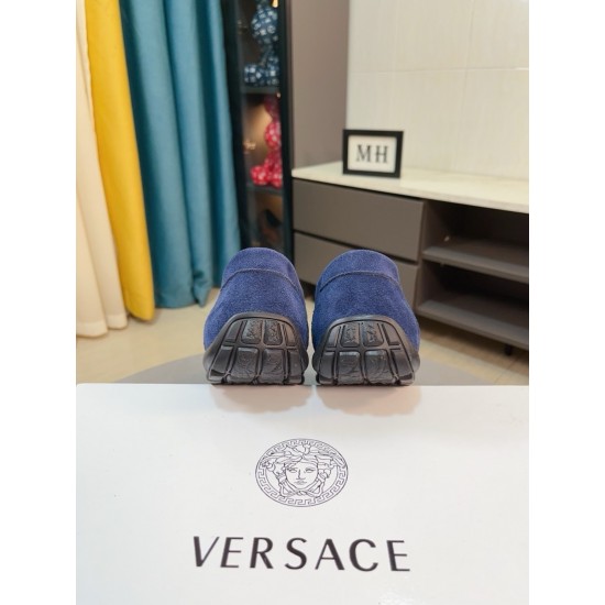 Versace Shoes: Top Quality