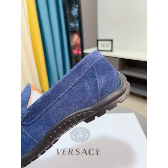 Versace Shoes: Top Quality