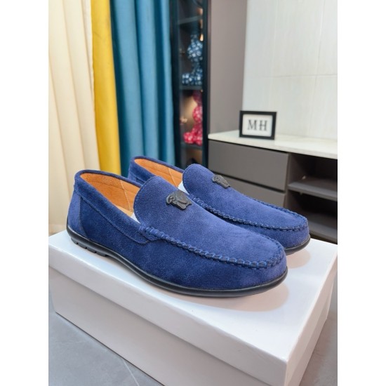 Versace Shoes: Top Quality