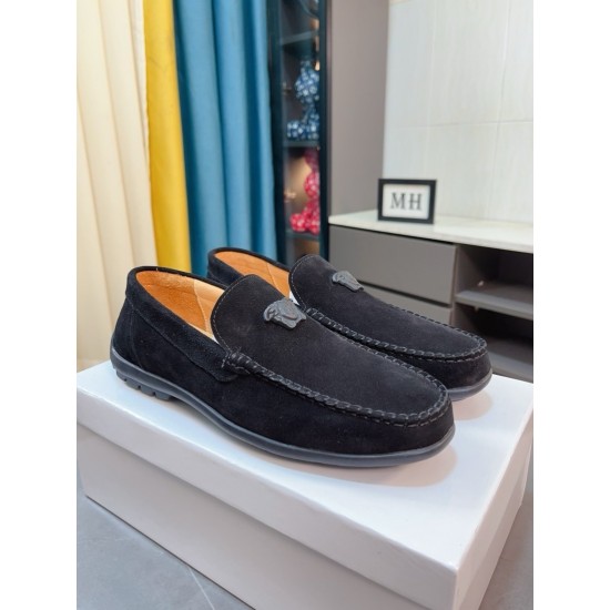 Versace Shoes: Top Quality