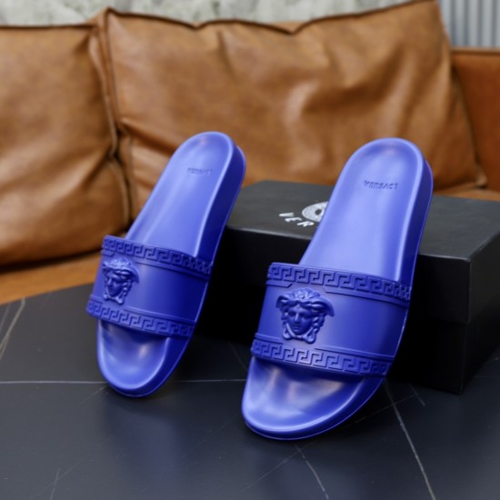 Versace Shoes: Top Quality