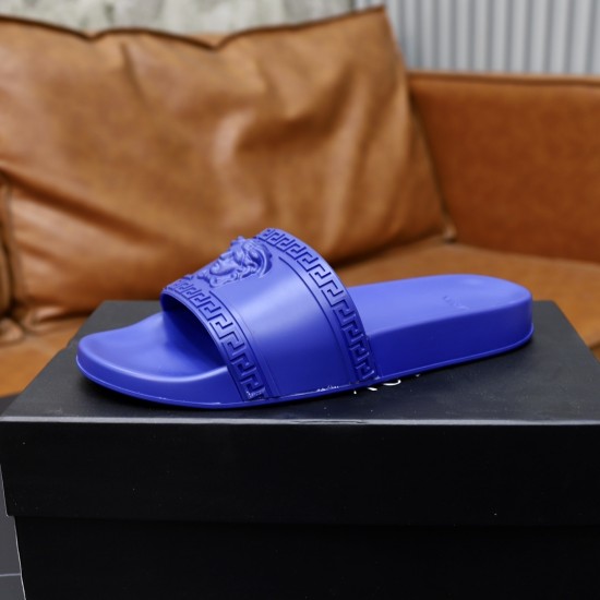 Versace Shoes: Top Quality