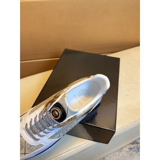 Versace Shoes: Top Quality