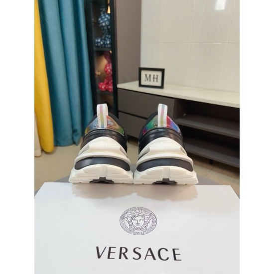 Versace Shoes: Top Quality
