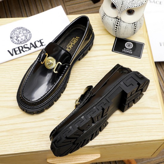 Versace Shoes: Top Quality
