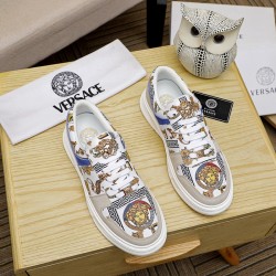 Versace Shoes: Top Quality