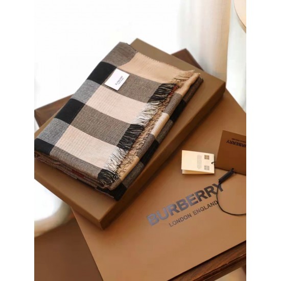 Burberry Scarf Good Quality