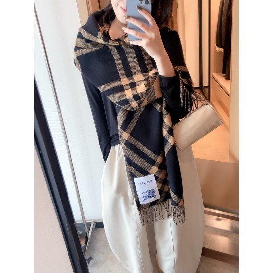 Burberry Scarf Good Quality
