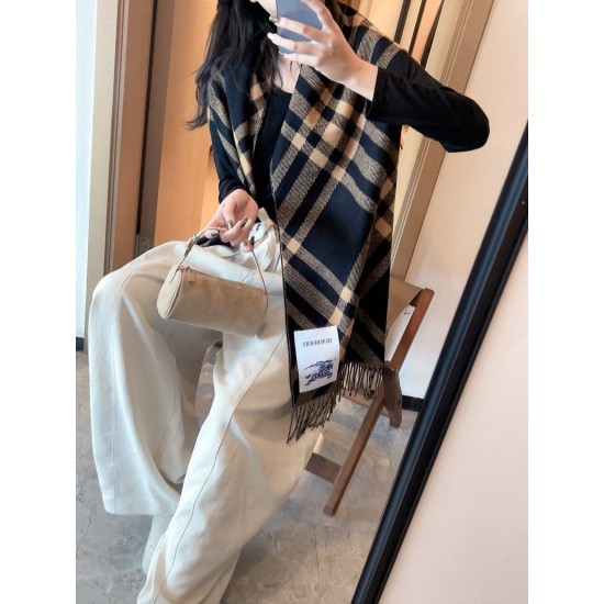 Burberry Scarf Good Quality