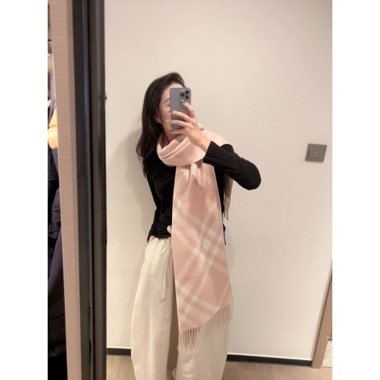 Burberry Scarf Good Quality