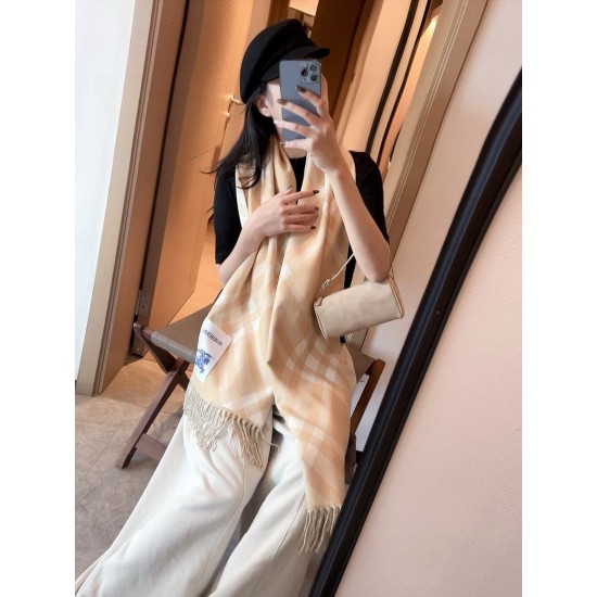 Burberry Scarf Good Quality