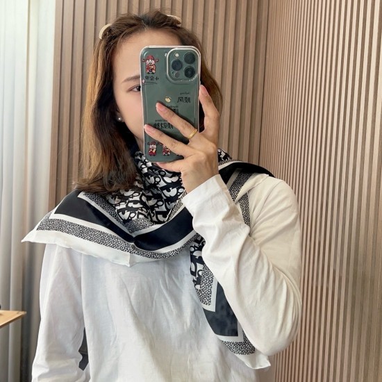 Dior Scarf Good Quality