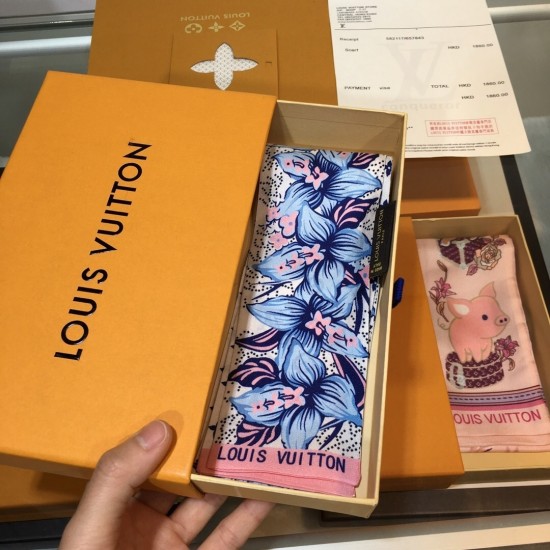 LV Scarf Good Quality