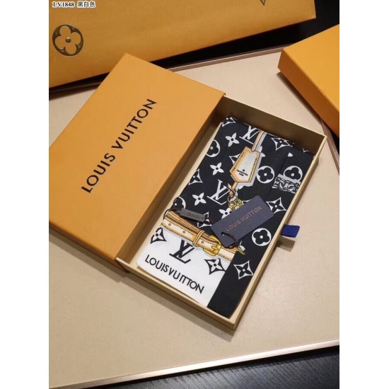 LV Scarf Good Quality