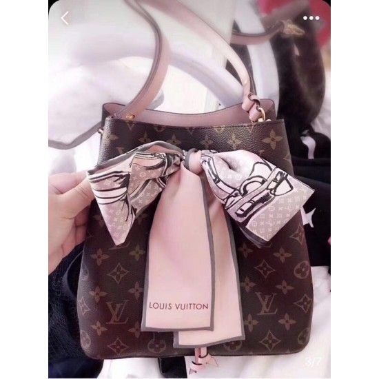 LV Scarf Good Quality