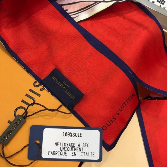 LV Scarf Good Quality