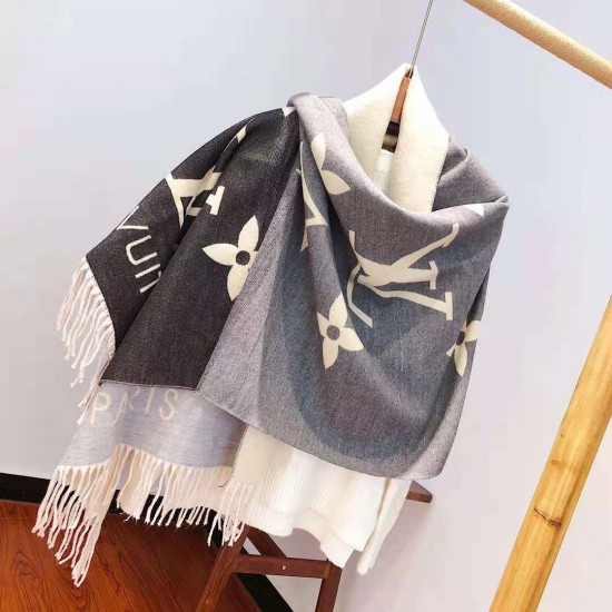 LV Scarf Good Quality