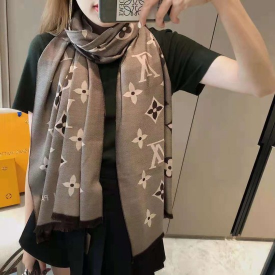 LV Scarf Good Quality