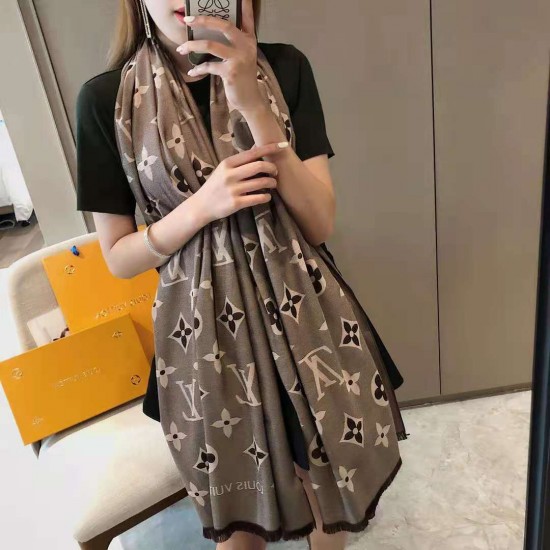 LV Scarf Good Quality