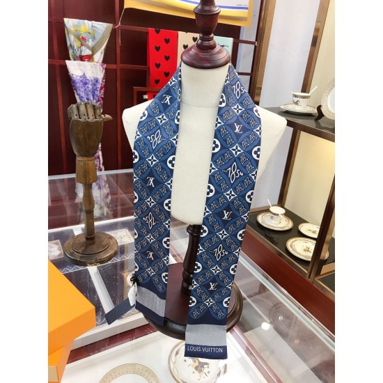 LV Scarf Good Quality