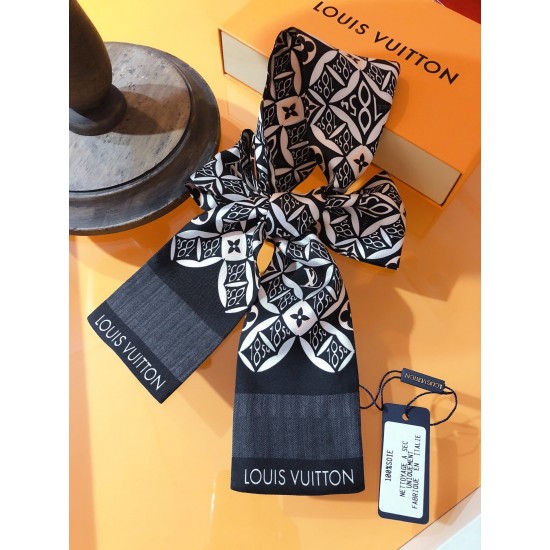 LV Scarf Good Quality