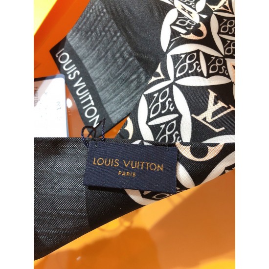 LV Scarf Good Quality