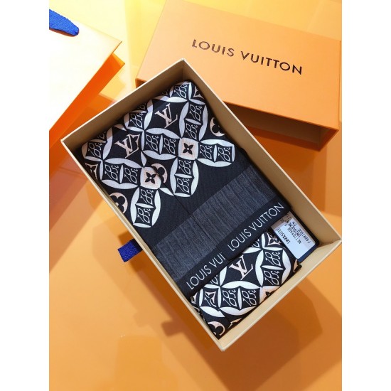 LV Scarf Good Quality