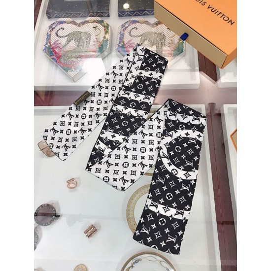 LV Scarf Good Quality