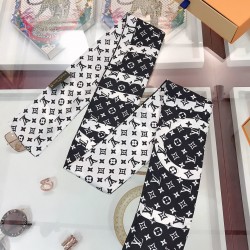 LV Scarf Good Quality