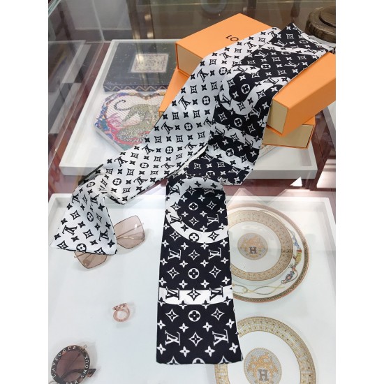 LV Scarf Good Quality