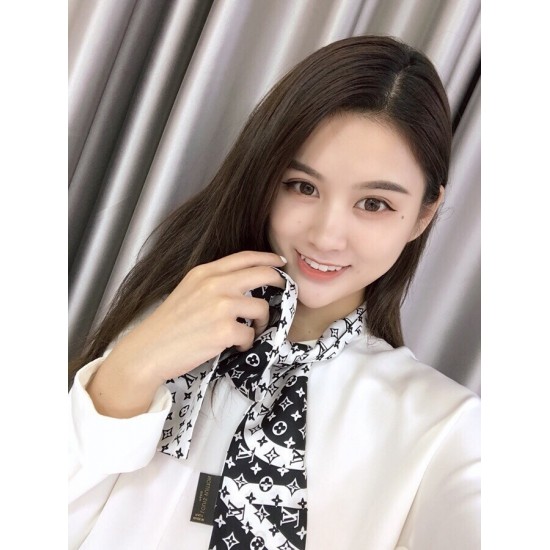 LV Scarf Good Quality