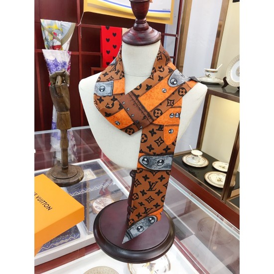 LV Scarf Good Quality