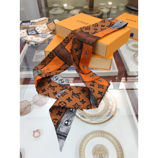 LV Scarf Good Quality