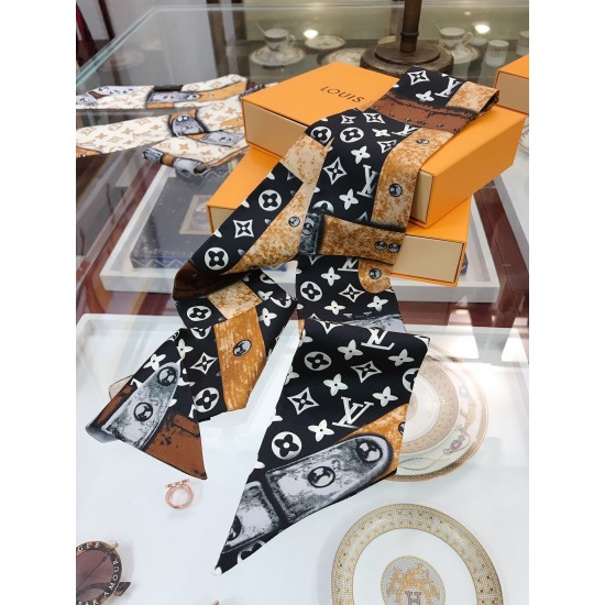 LV Scarf Good Quality