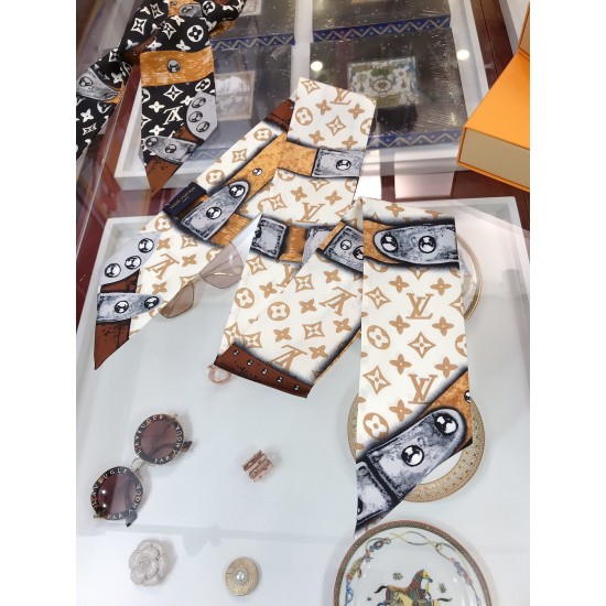 LV Scarf Good Quality